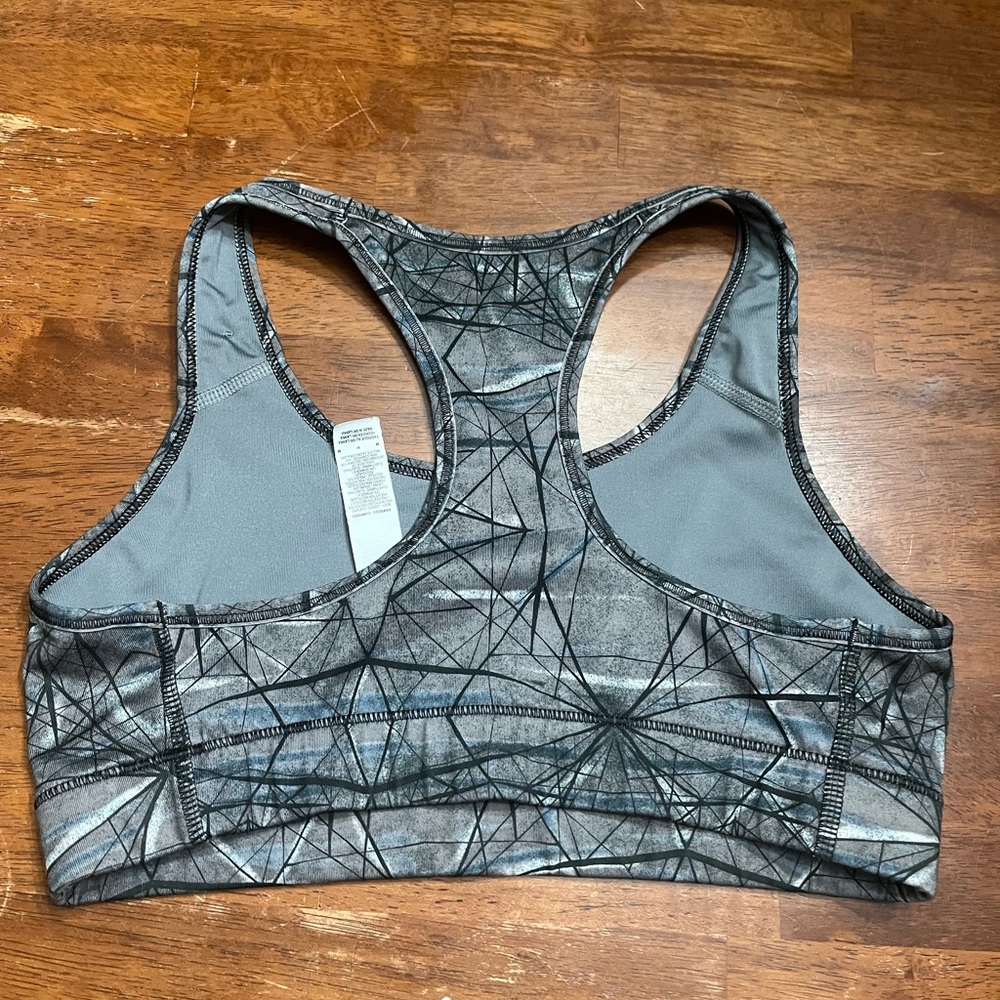 Nike pro sports bra - Picture 2 of 2